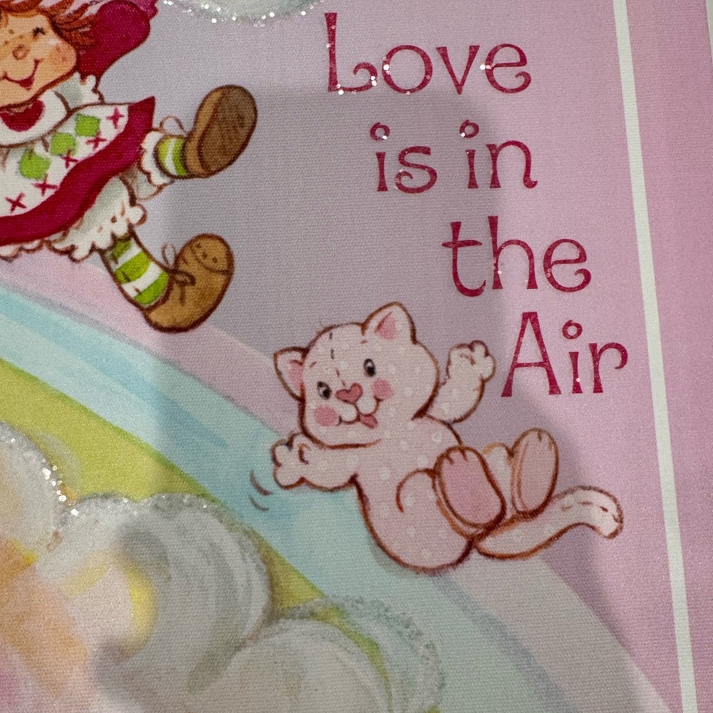 Strawberry Shortcake Wall Art canvas love is in the air - Picture 3 of 5